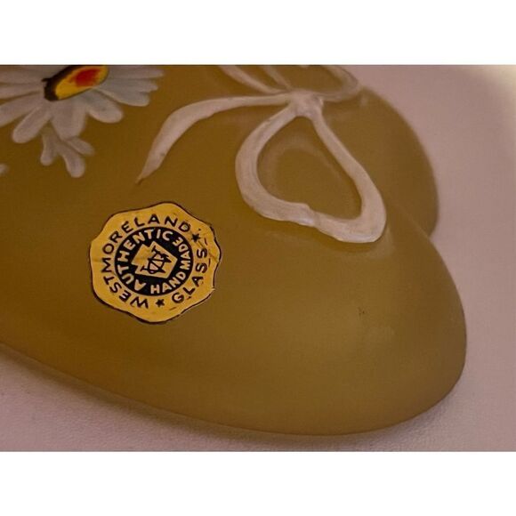 Westmoreland Glass Heart Original sticker hand painted yellow - Picture 4 of 16